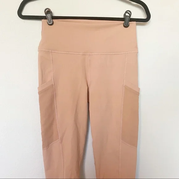 Fabletics Leggings Mia High Waisted Capri Legging With Pocket Size Small NWT - Picture 5 of 11